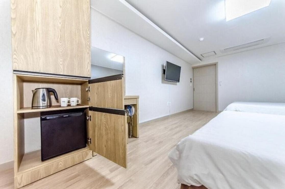 Sh Jungmoon City Stay Seogwipo Exterior photo