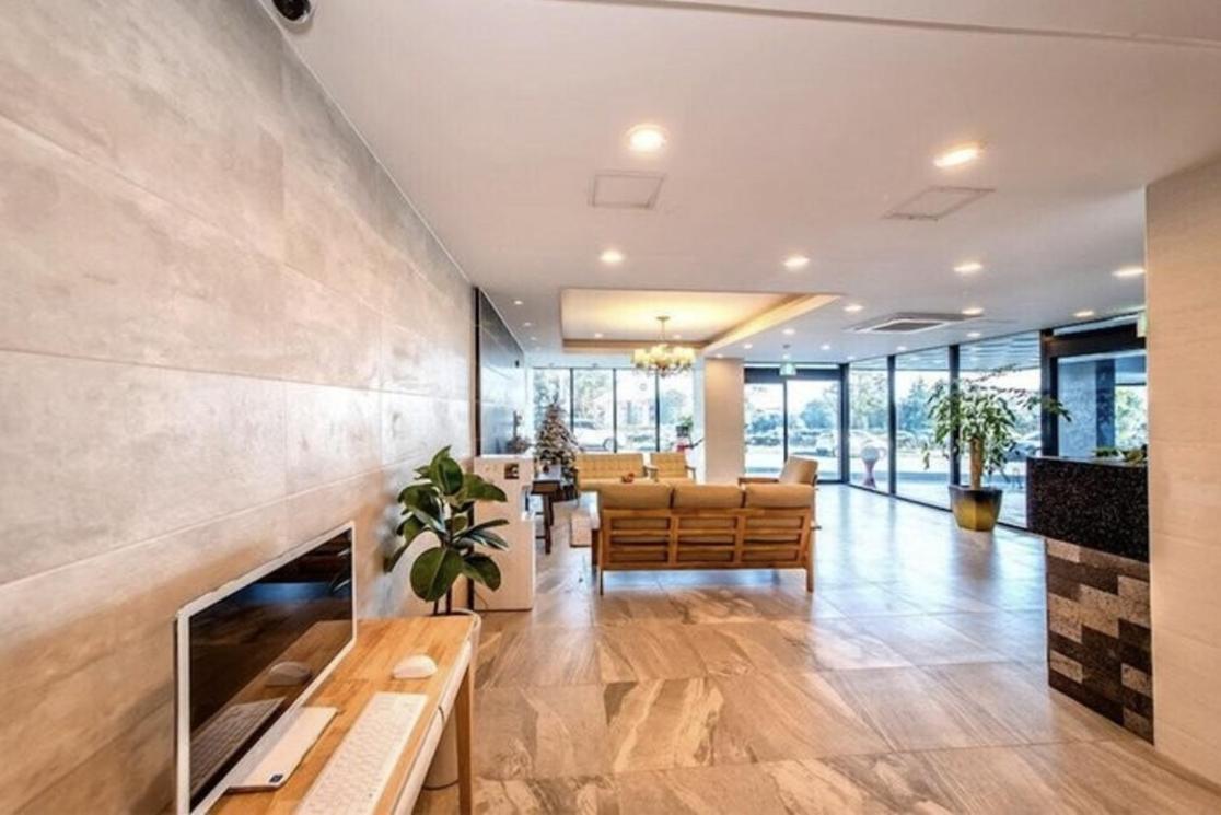 Sh Jungmoon City Stay Seogwipo Exterior photo